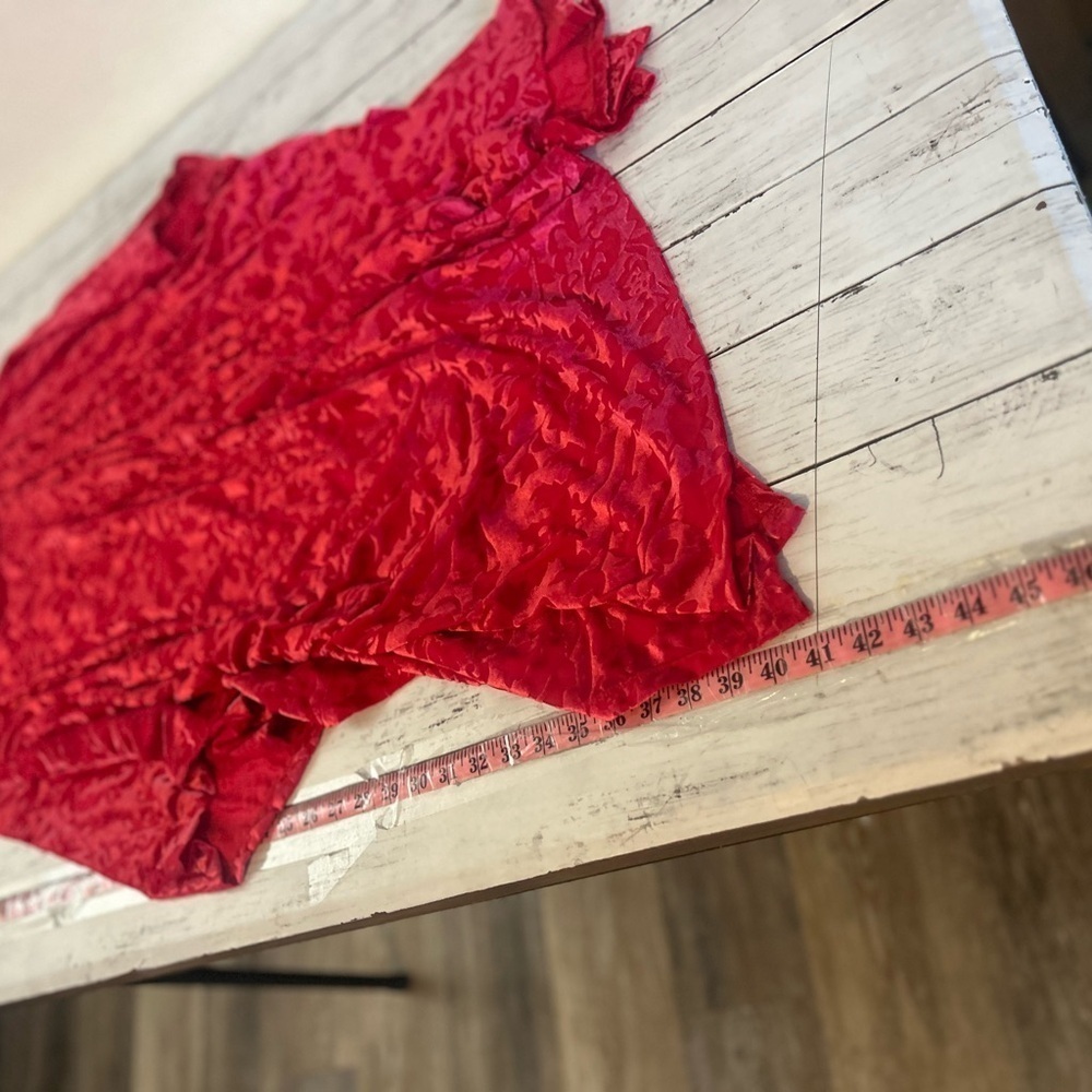 Ellos Size 4X Red Lux Velvet Burnout
Poncho Silhouette Tunic Cover Plus - Picture 10 of 10